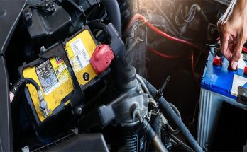 Understanding the Differences Between Standard and Heavy-Duty Truck Batteries